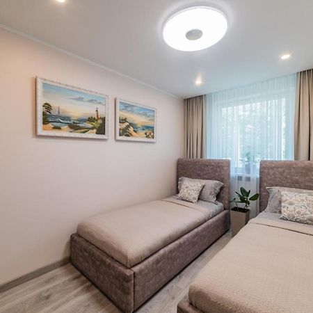 E.D. Luxury Apartaments Šiauliai Esterno foto