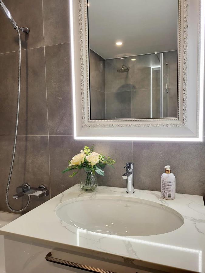 E.D. Luxury Apartaments Šiauliai Esterno foto