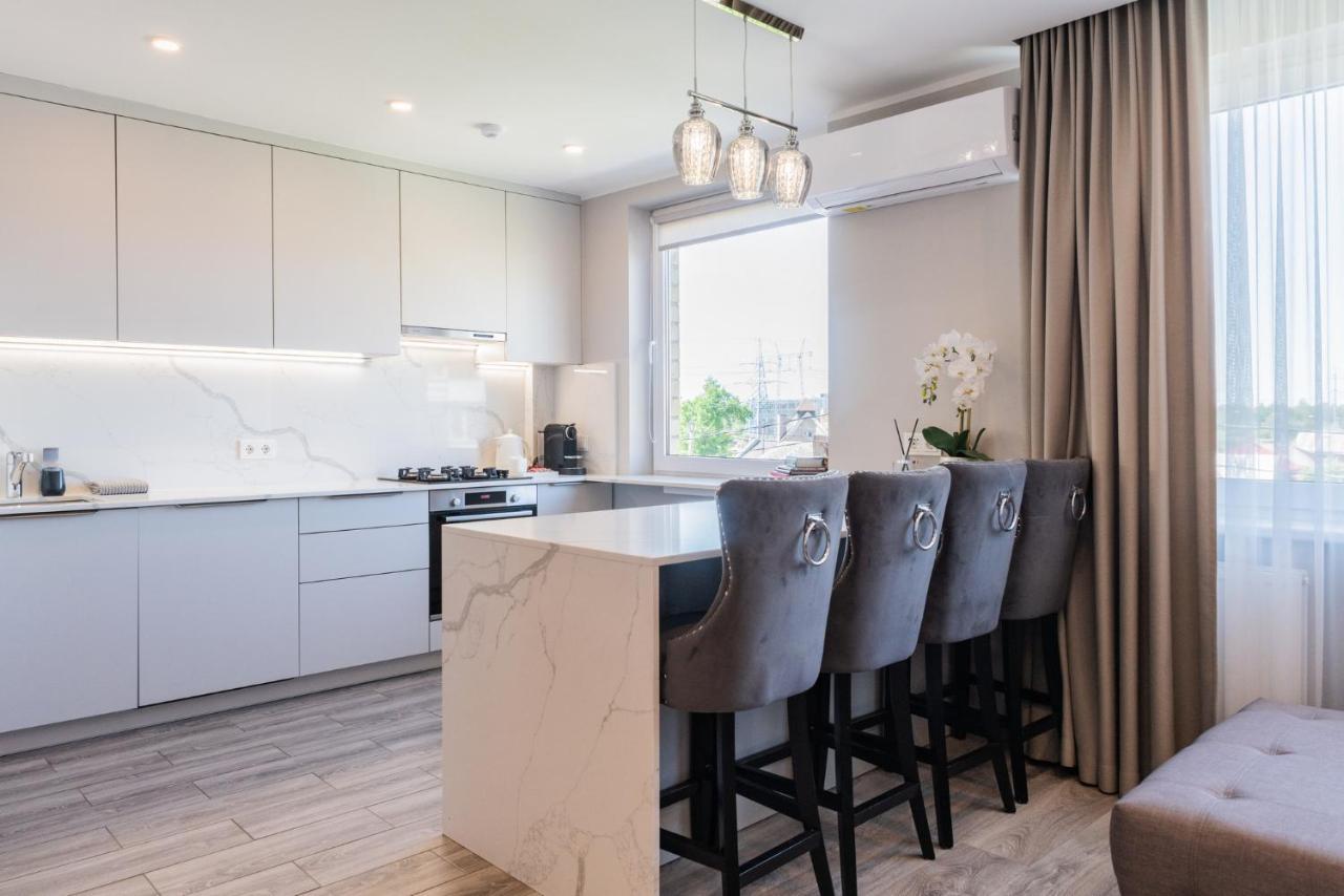 E.D. Luxury Apartaments Šiauliai Esterno foto